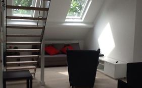 Akker Duplex